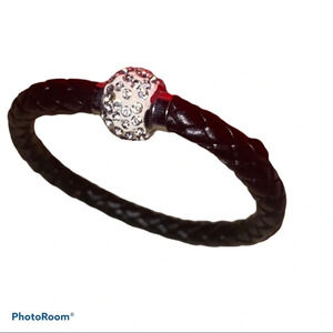 Black twisted faux leather rhinestone fashion bracelet